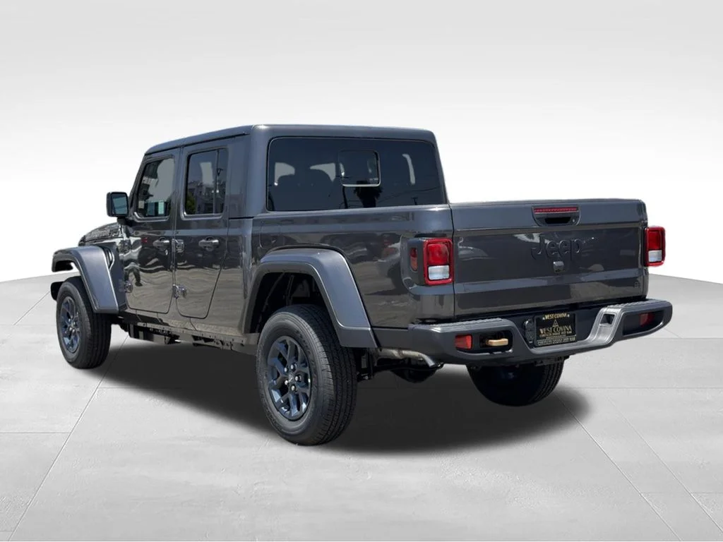 New 2026 Granite Crystal Metallic Clear-Coat Exterior Paint Jeep  image 10