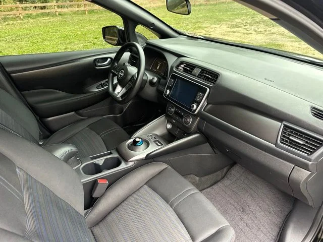 Used 2025 Super Black Nissan S image 26