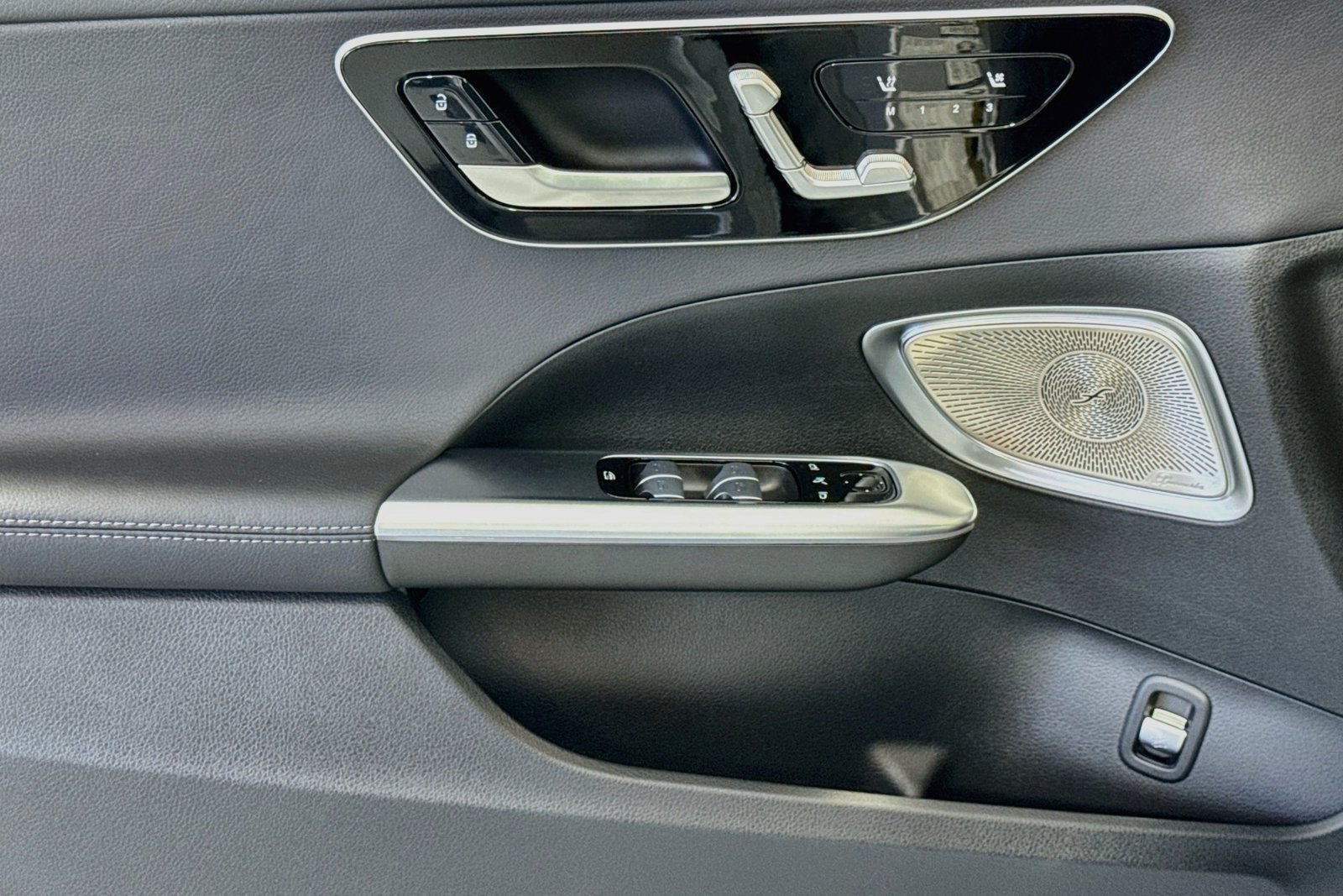 New 2026 Cirrus Silver Metallic Mercedes-Benz C 300 image 16
