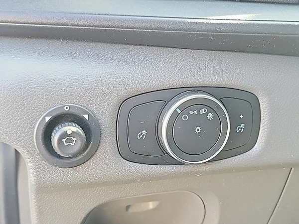 2020 Ford Transit Van Base - Photo 14