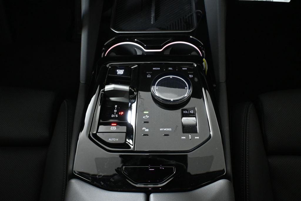 New 2027 Gray Metallic BMW 530i xDrive image 23