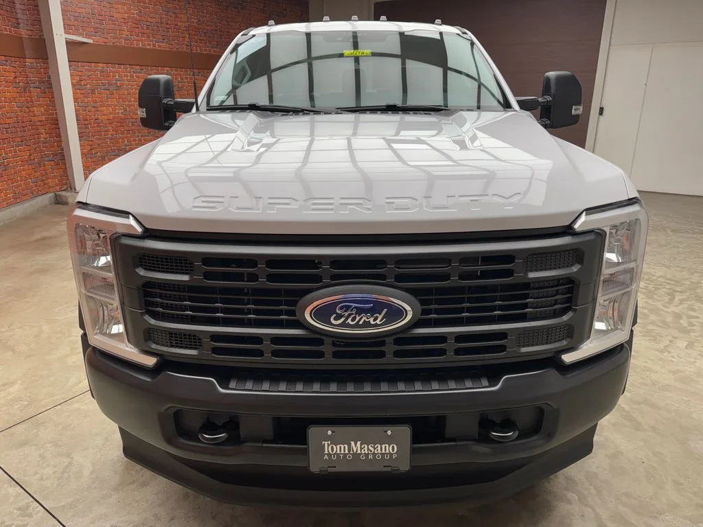 New 2026 Oxford White Ford F-550® XL image 9