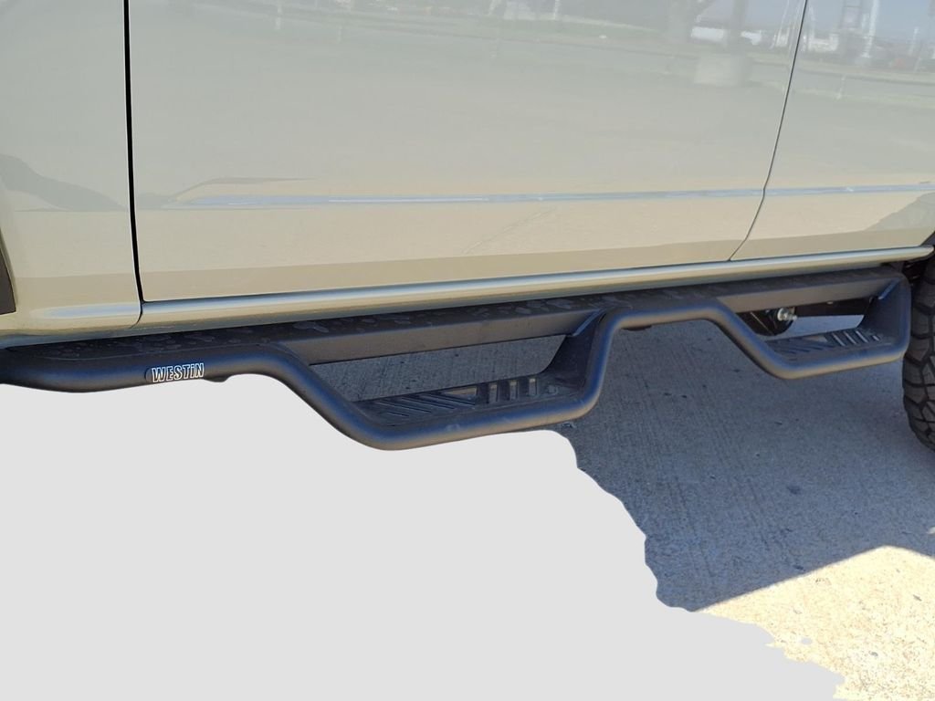 2025 Ford Bronco 4-Door Base - Photo 29