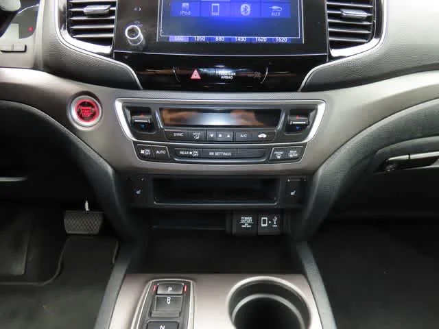 Certified Used 2023 Modern Steel Metallic Honda EX-L image 23