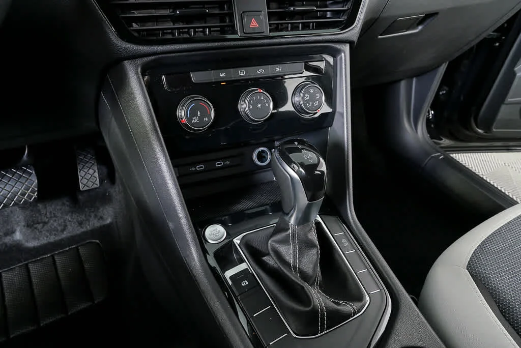 New 2026 Deep Black Pearl Volkswagen S image 16