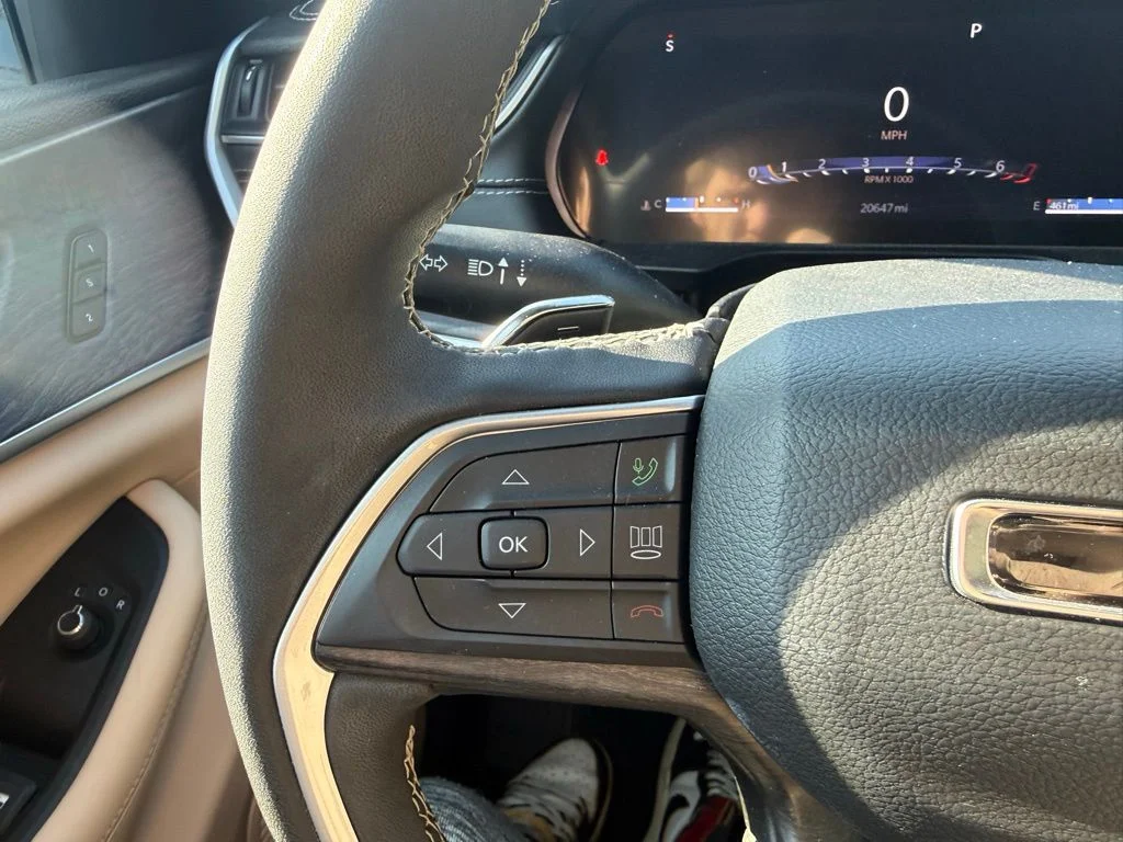 Certified Used 2024 White Jeep Limited image 20