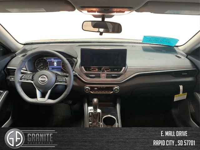 2025 Nissan Altima SL - Photo 22