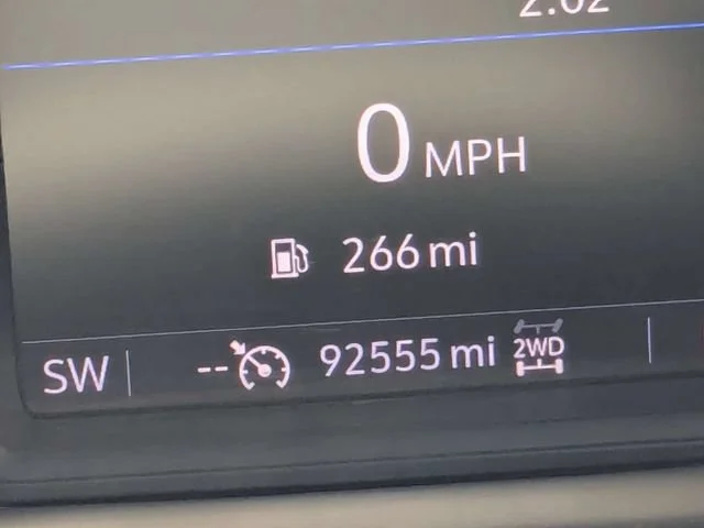Used 2020 SATIN STEEL METALLIC GMC Elevation image 30