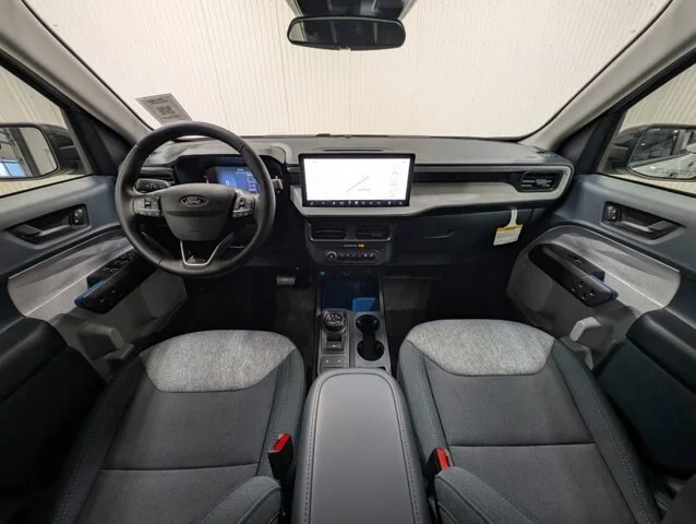 New 2026 Space White Metallic Ford XLT image 15