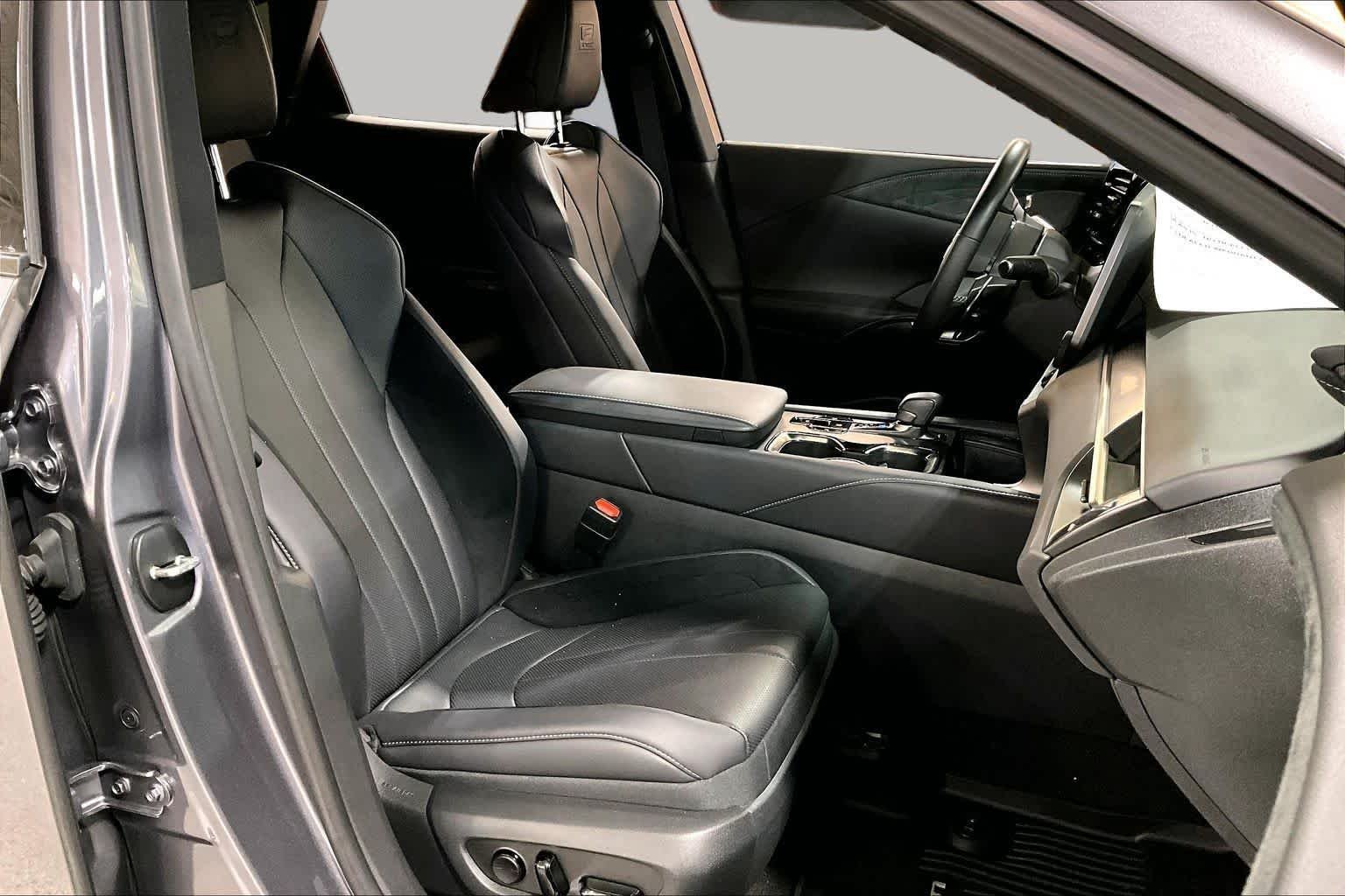 Used 2023 Nebula Gray Pearl Lexus F SPORT Performance image 9