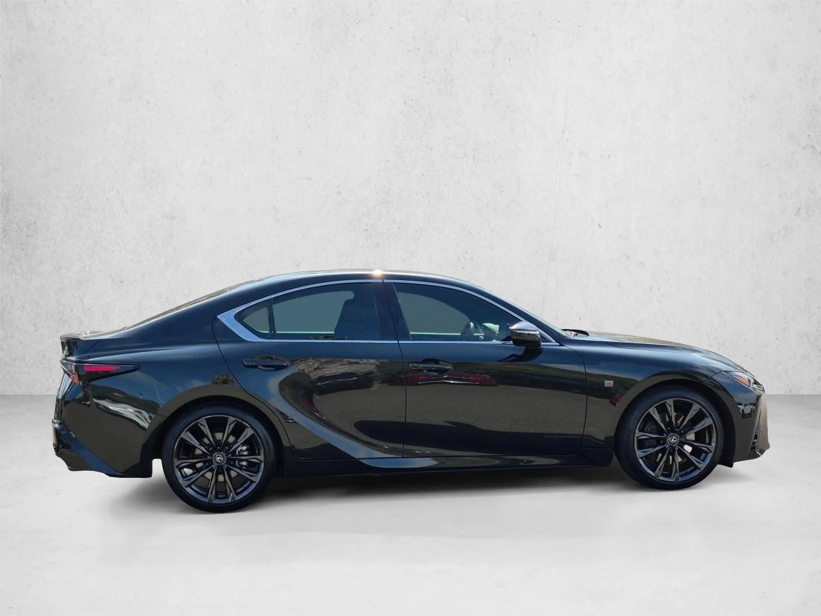 Certified Used 2025 Caviar Lexus F SPORT DESIGN image 4