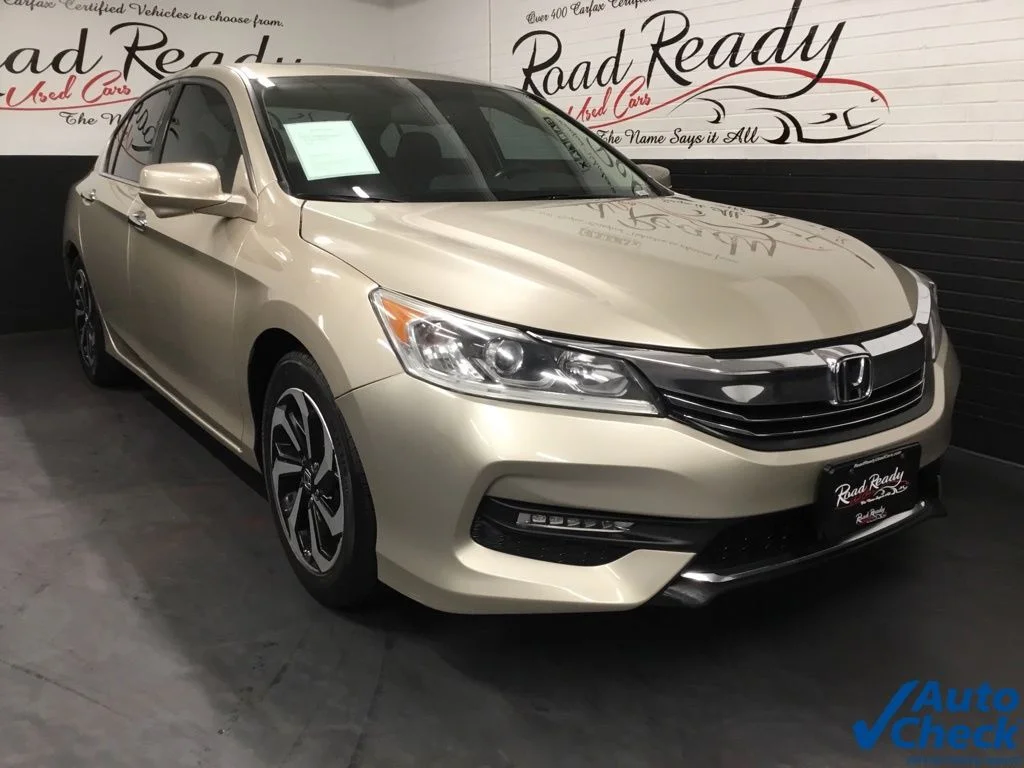 Used 2017 Beige Honda EX-L image 3