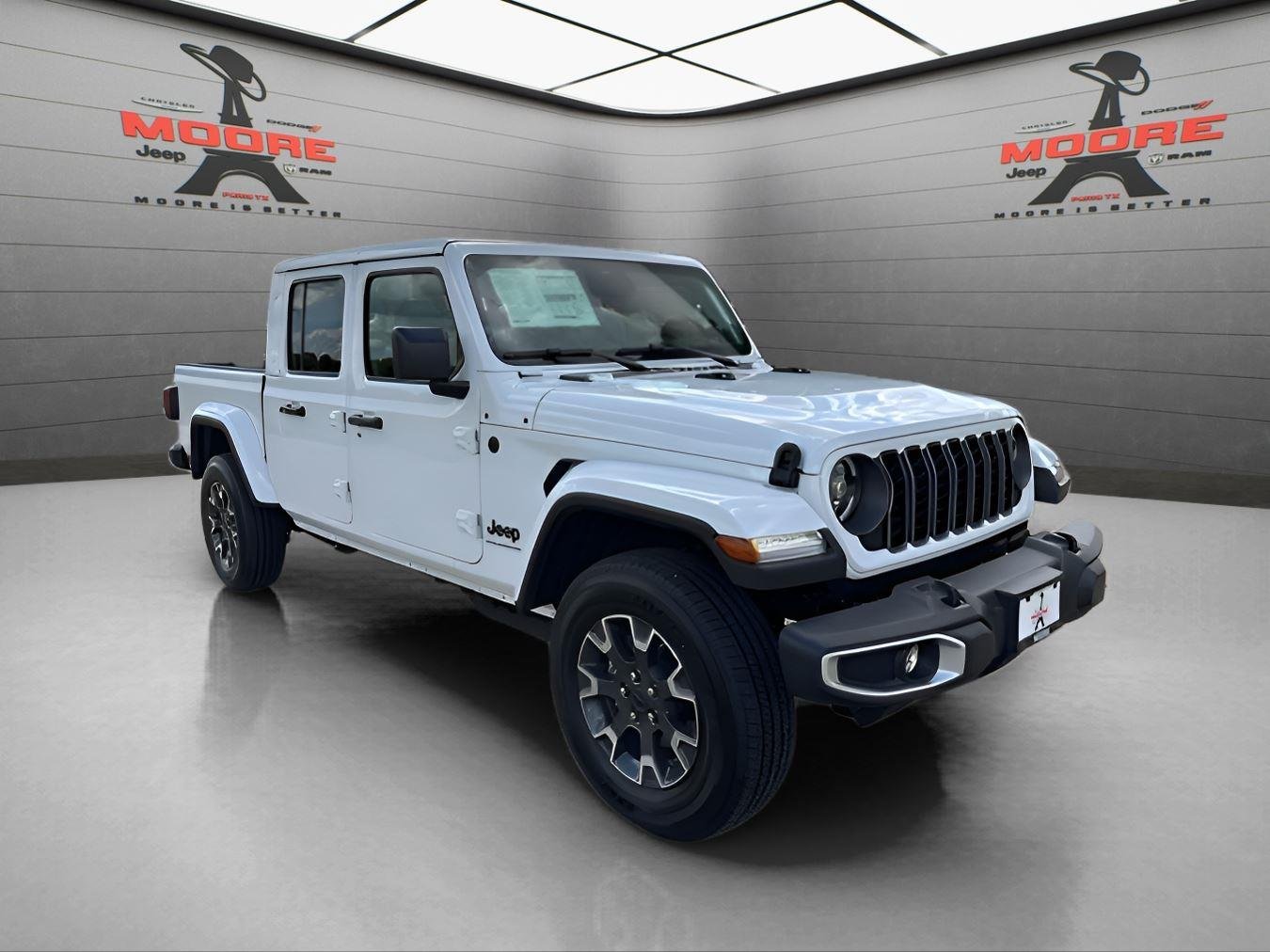 2026 Jeep Gladiator Sahara Auto's photo