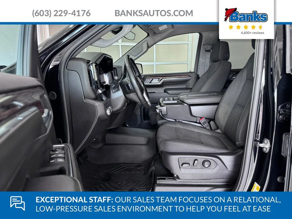 Certified Used 2024 Onyx Black GMC Elevation image 10