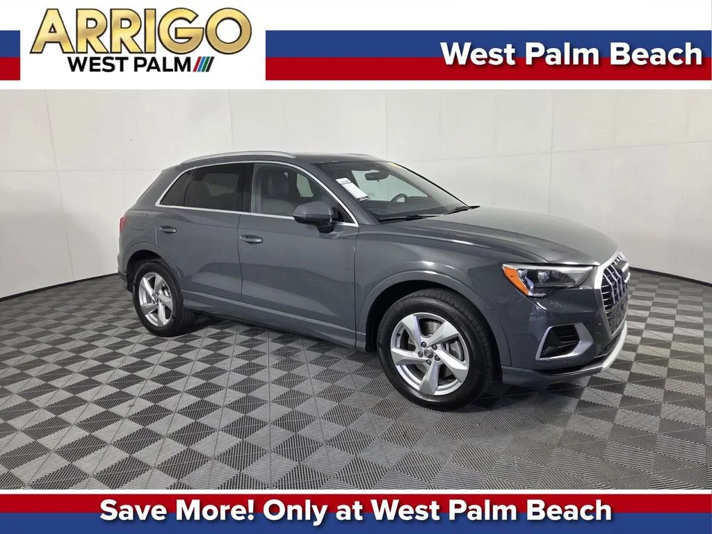 2019 Audi Q3 45 TFSI Premium quattro's photo