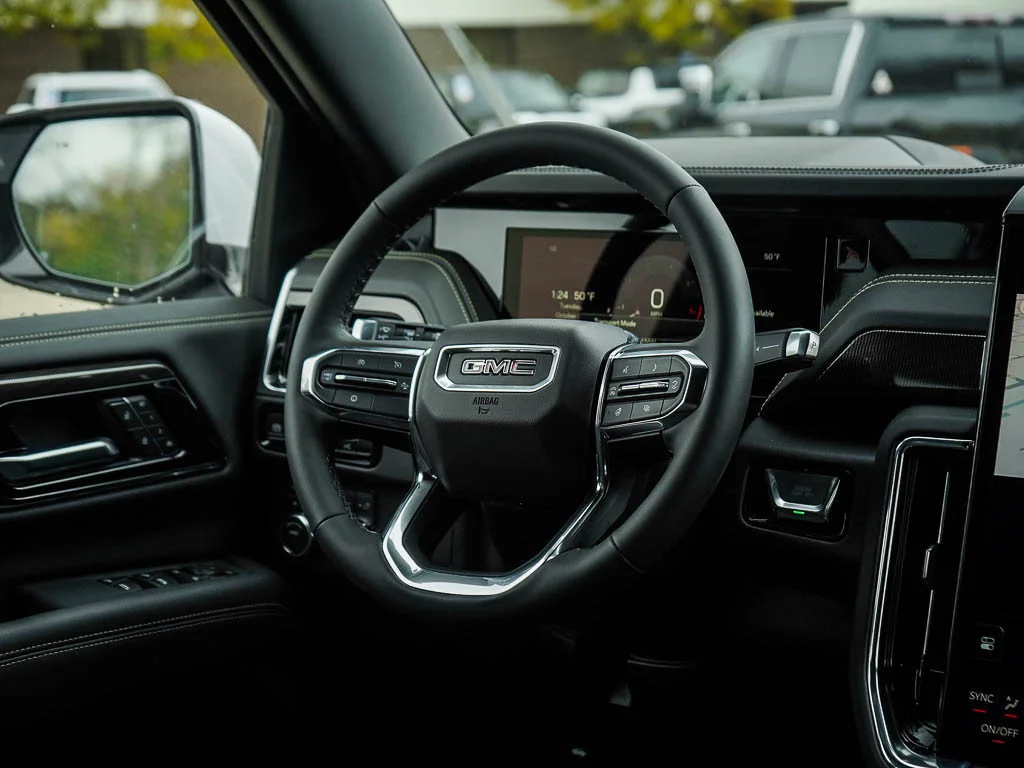 New 2026 Sterling Metallic GMC Elevation image 17