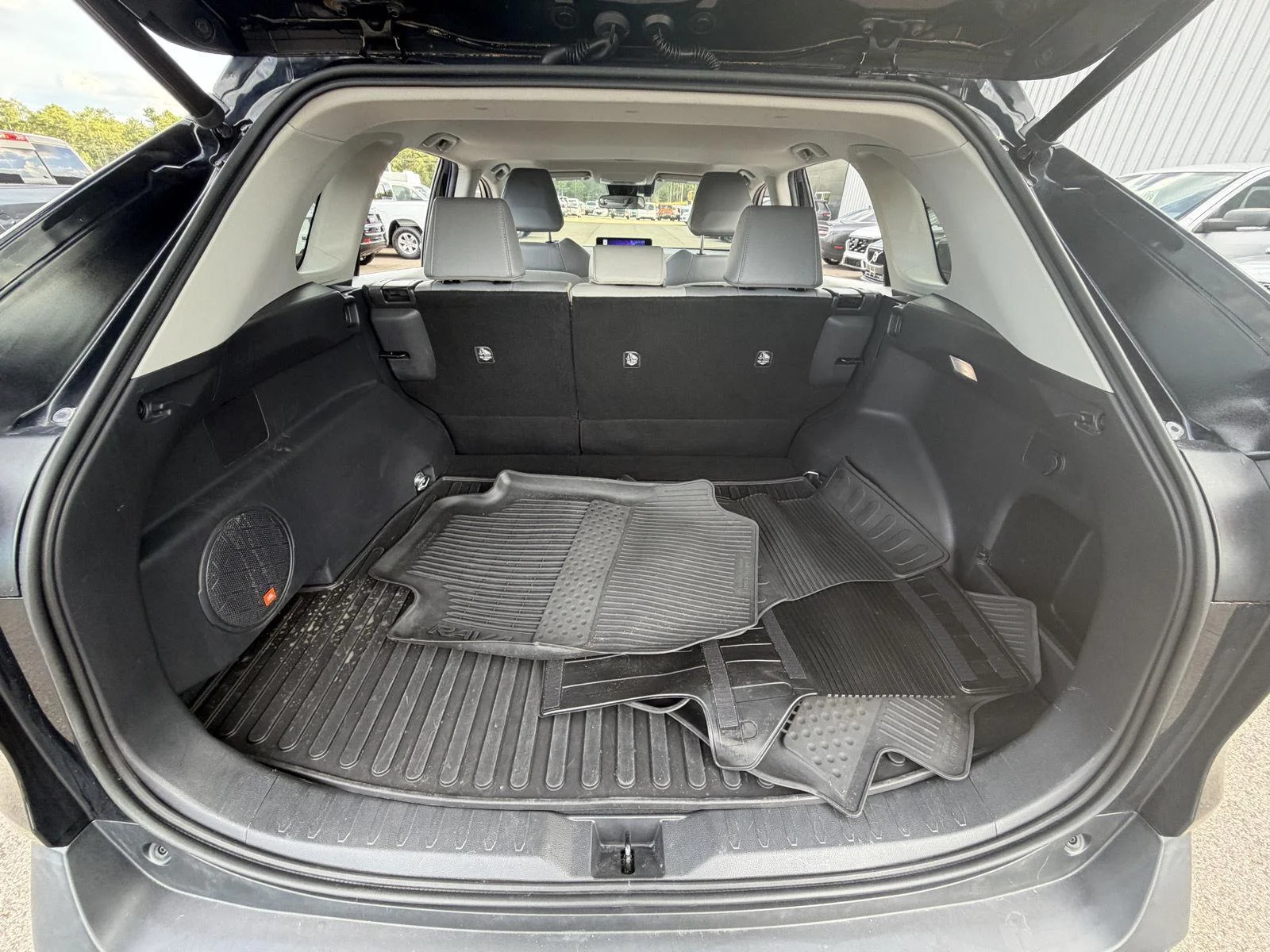 Used 2023 Midnight Black Metallic Toyota XLE Premium image 18