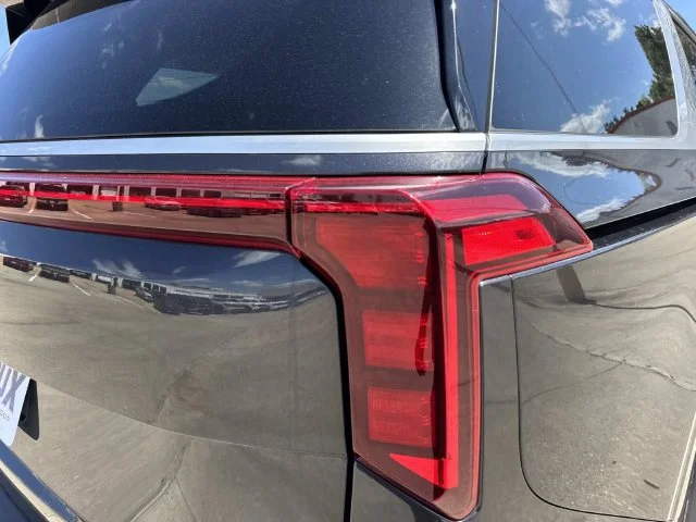 Used 2025 Gray Kia LXS image 20