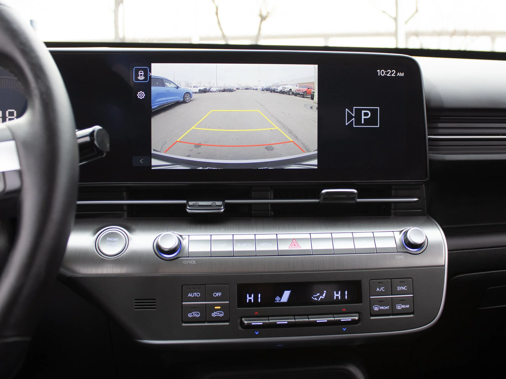 Used 2025 White Hyundai Preferred* AWD, Heated Seats & Wheel, Sunroof, Remote Start image 20