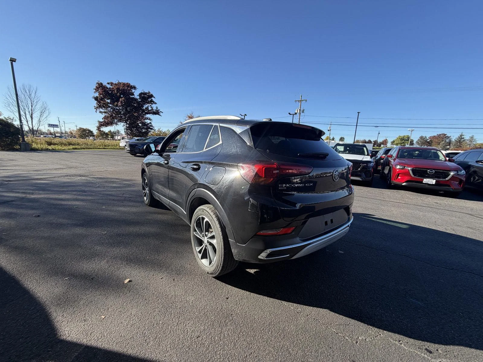 Used 2023 Ebony Twilight Metallic Buick Essence image 6