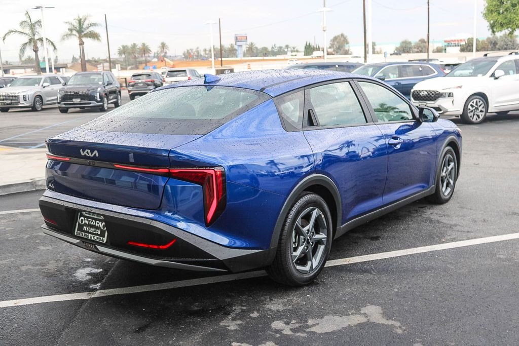 Used 2025 Blue Kia LXS image 8