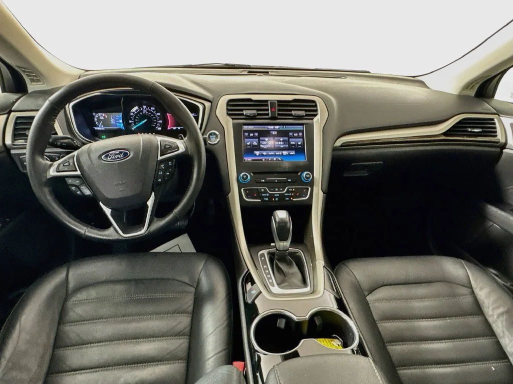 Used 2016 White Ford SE image 26