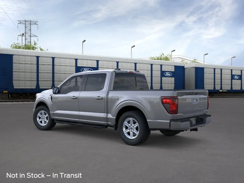 New 2026 Carbonized Gray Metallic Ford XLT image 4