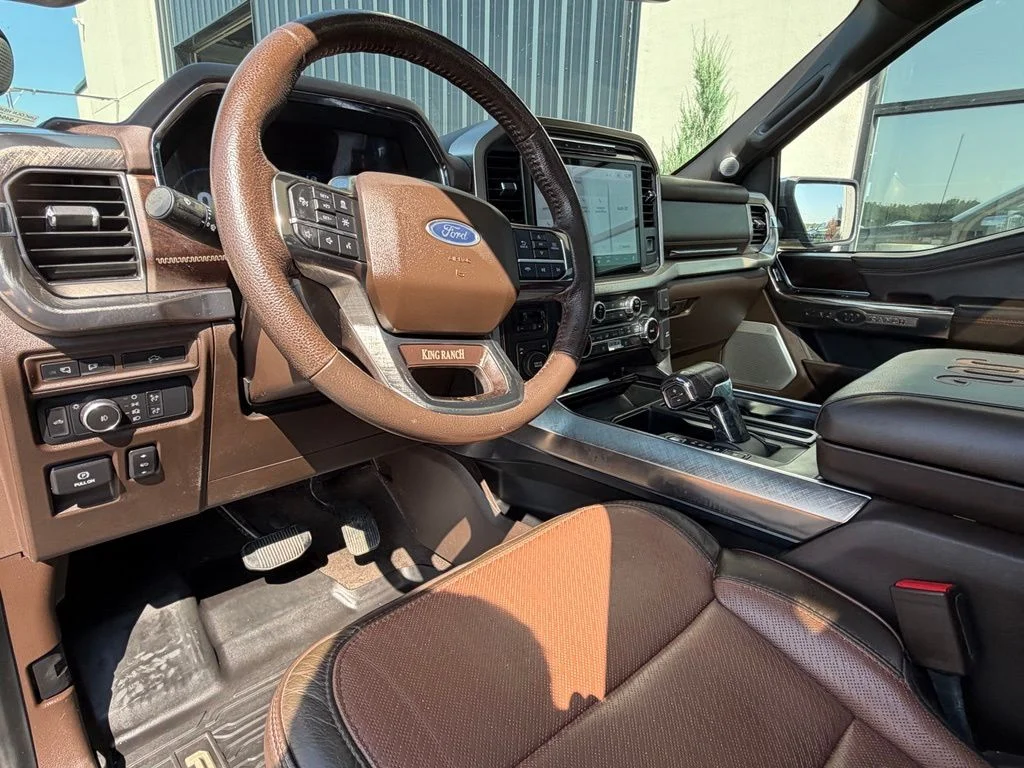 Used 2022 Gray Ford King Ranch image 7
