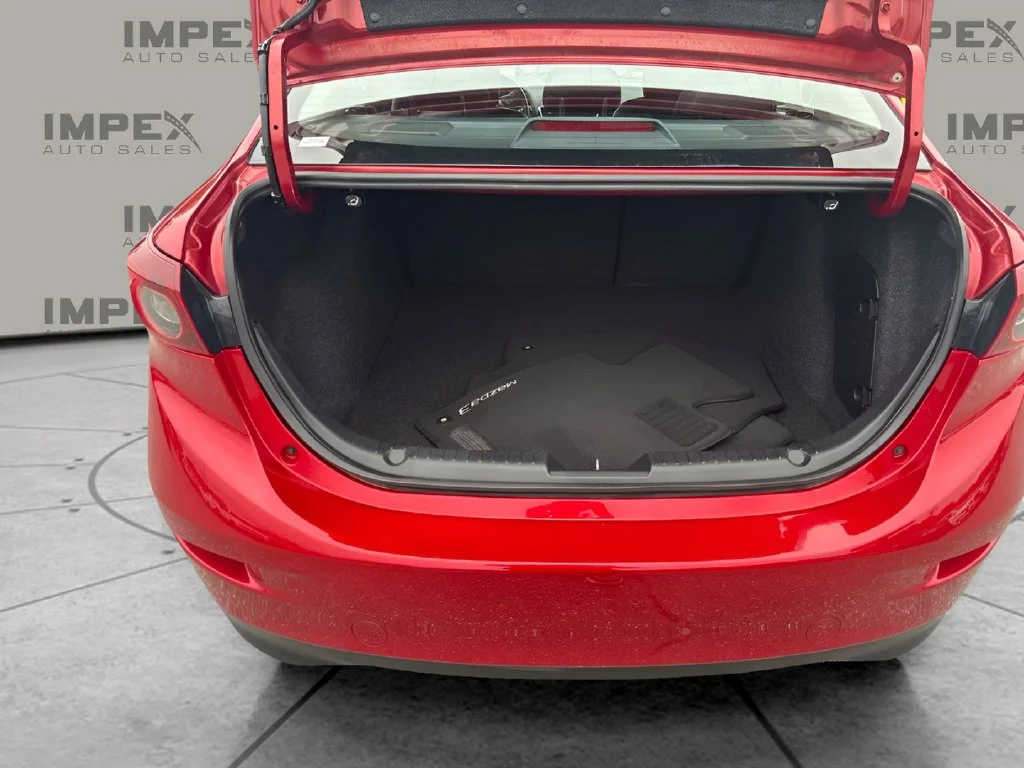 Used 2016 Red Mazda i Grand Touring image 27