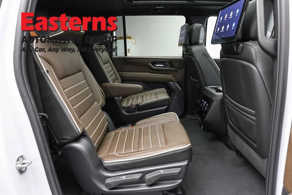 Used 2026 White GMC Denali Ultimate image 27