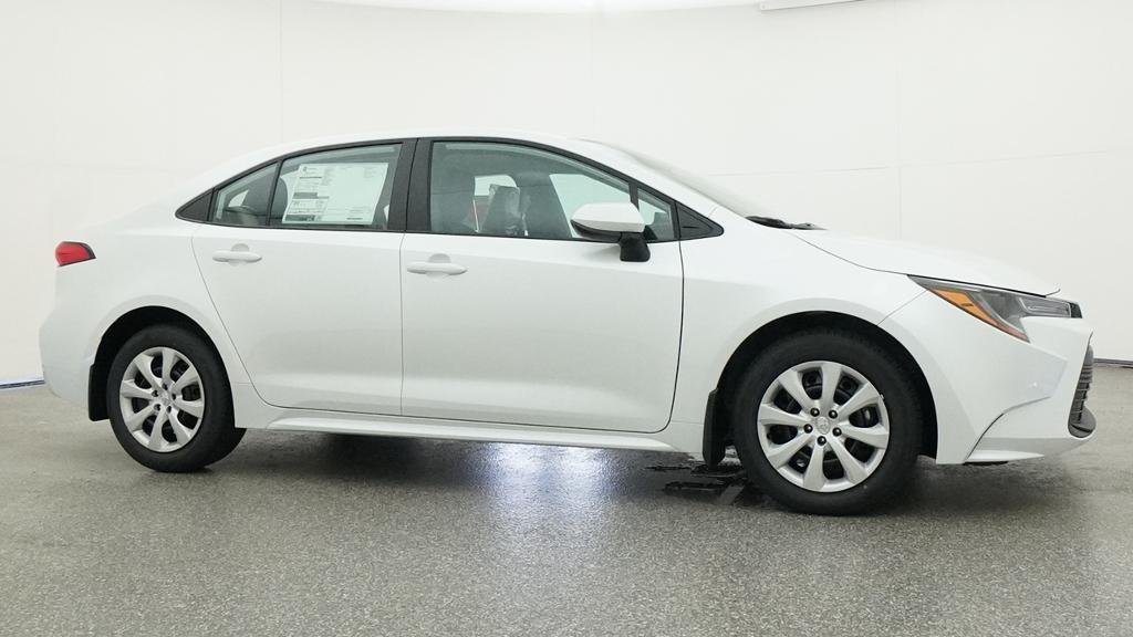 New 2026 Wind Chill Pearl Toyota LE image 11