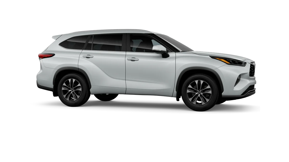 New 2026 Wind Chill Pearl Toyota XLE image 13