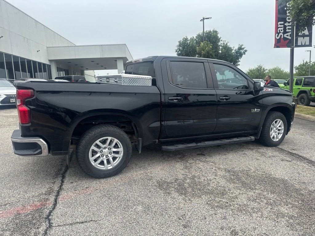 Used 2021 Black Chevrolet LT image 25