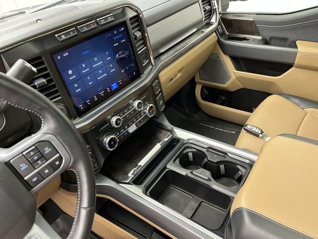 Used 2024 Agate Black Metallic Ford LARIAT image 21