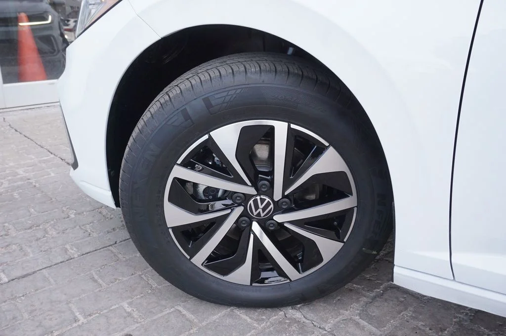 New 2026 White Volkswagen 1.5T S image 25