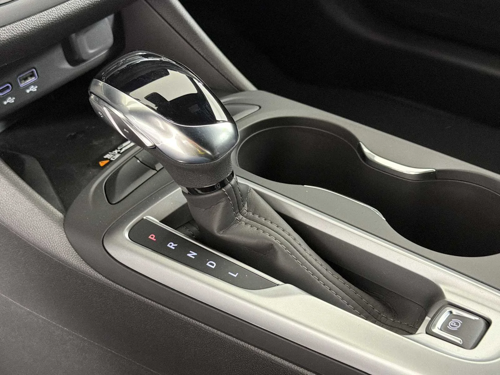 New 2026 Summit White Buick Preferred image 31
