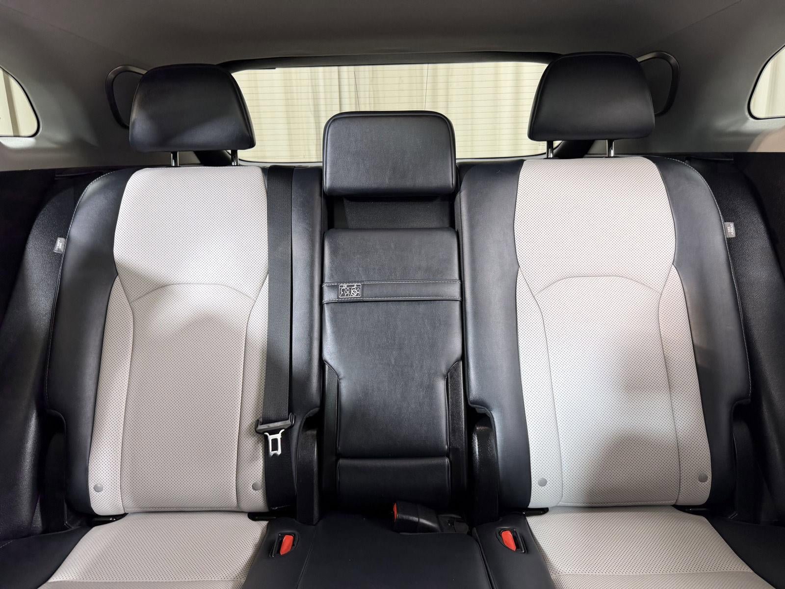 Used 2022 Black Lexus 350 image 34