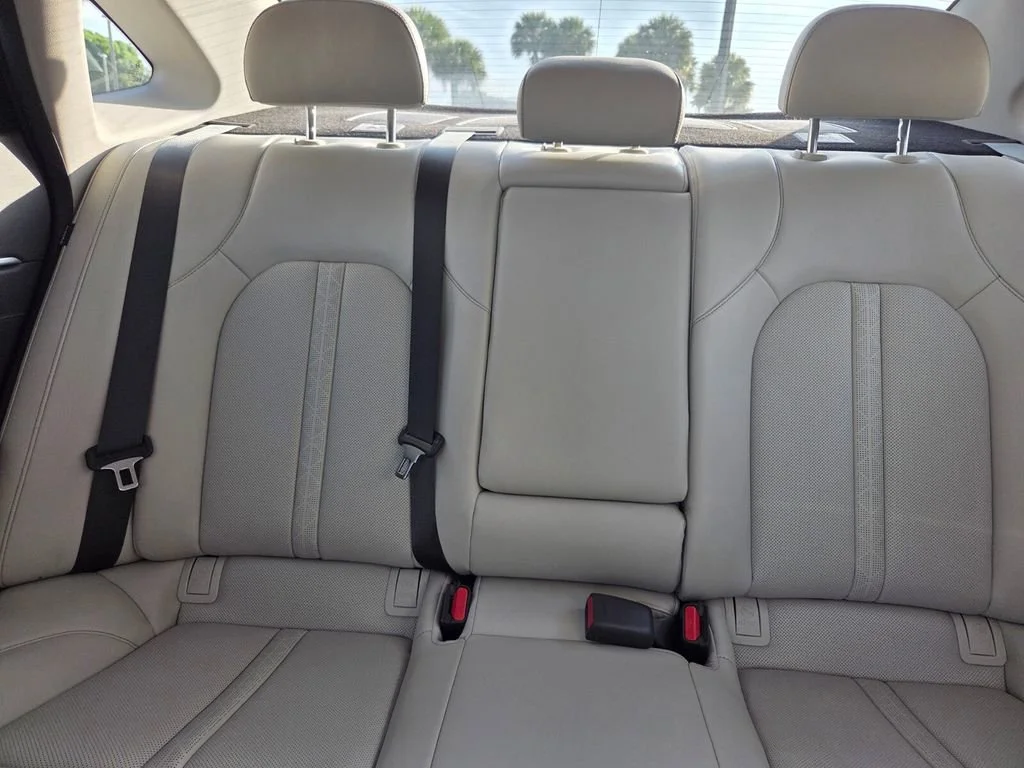 Used 2022 Portofino Gray Hyundai Limited image 22