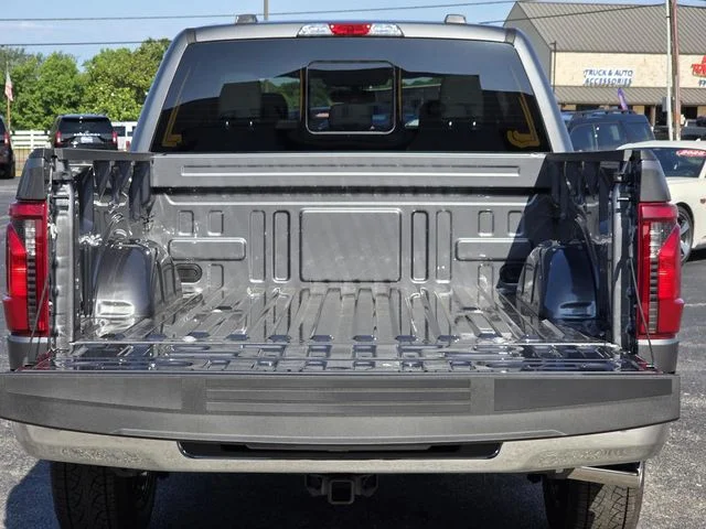 New 2026 Carbonized Gray Metallic Ford XLT image 9