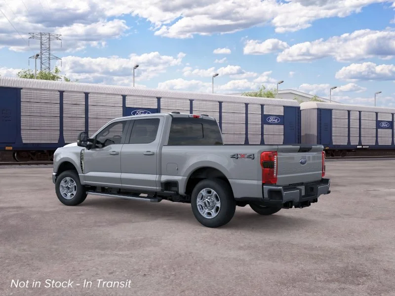 New 2026 Avalanche Ford XLT image 4