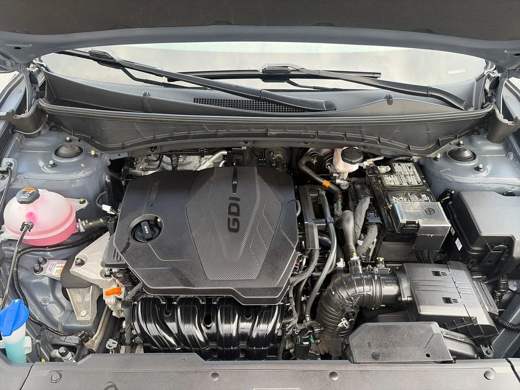 Used 2025 Gray Hyundai SEL image 21