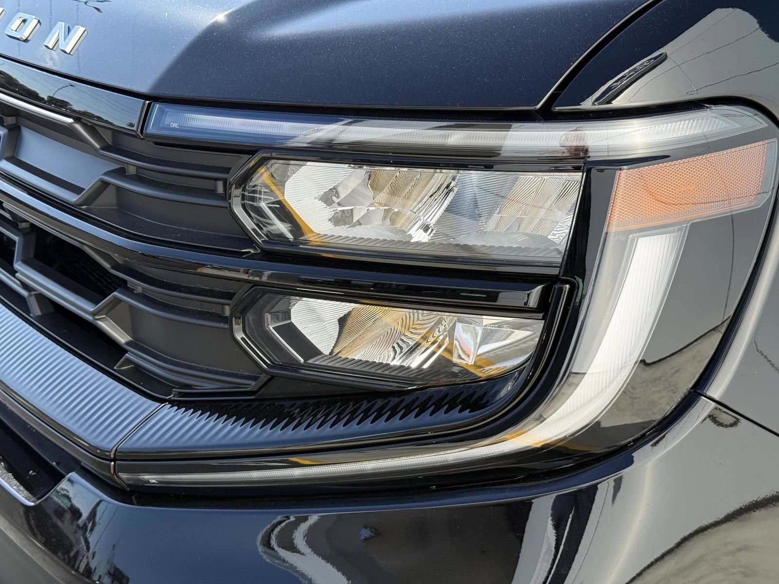 New 2026 Agate Black Metallic Ford Active image 6