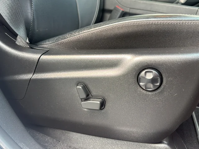 Used 2021 White Jeep Limited image 18