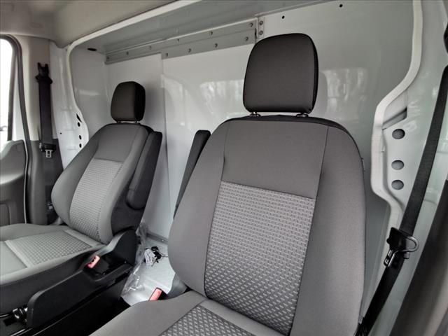 2024 Ford Transit Cutaway Base - Photo 9