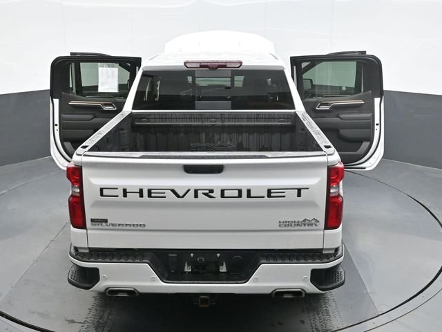 Used 2024 Beige Chevrolet High Country image 27