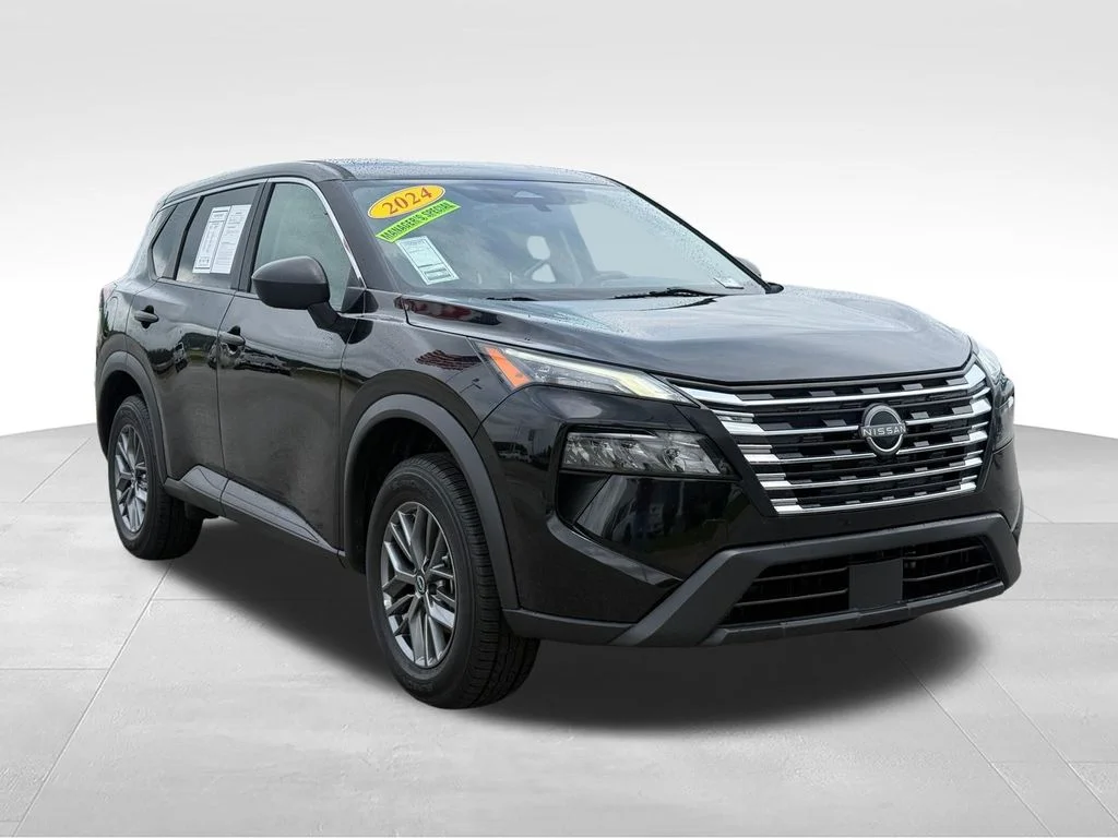 Used 2024 Black Nissan S image 31