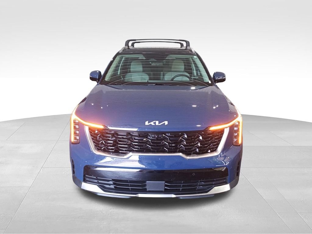 Used 2025 Black Kia SX image 10