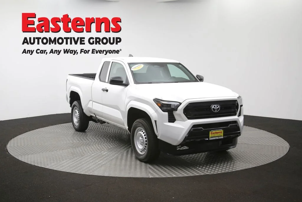 Used 2025 White Toyota SR image 46