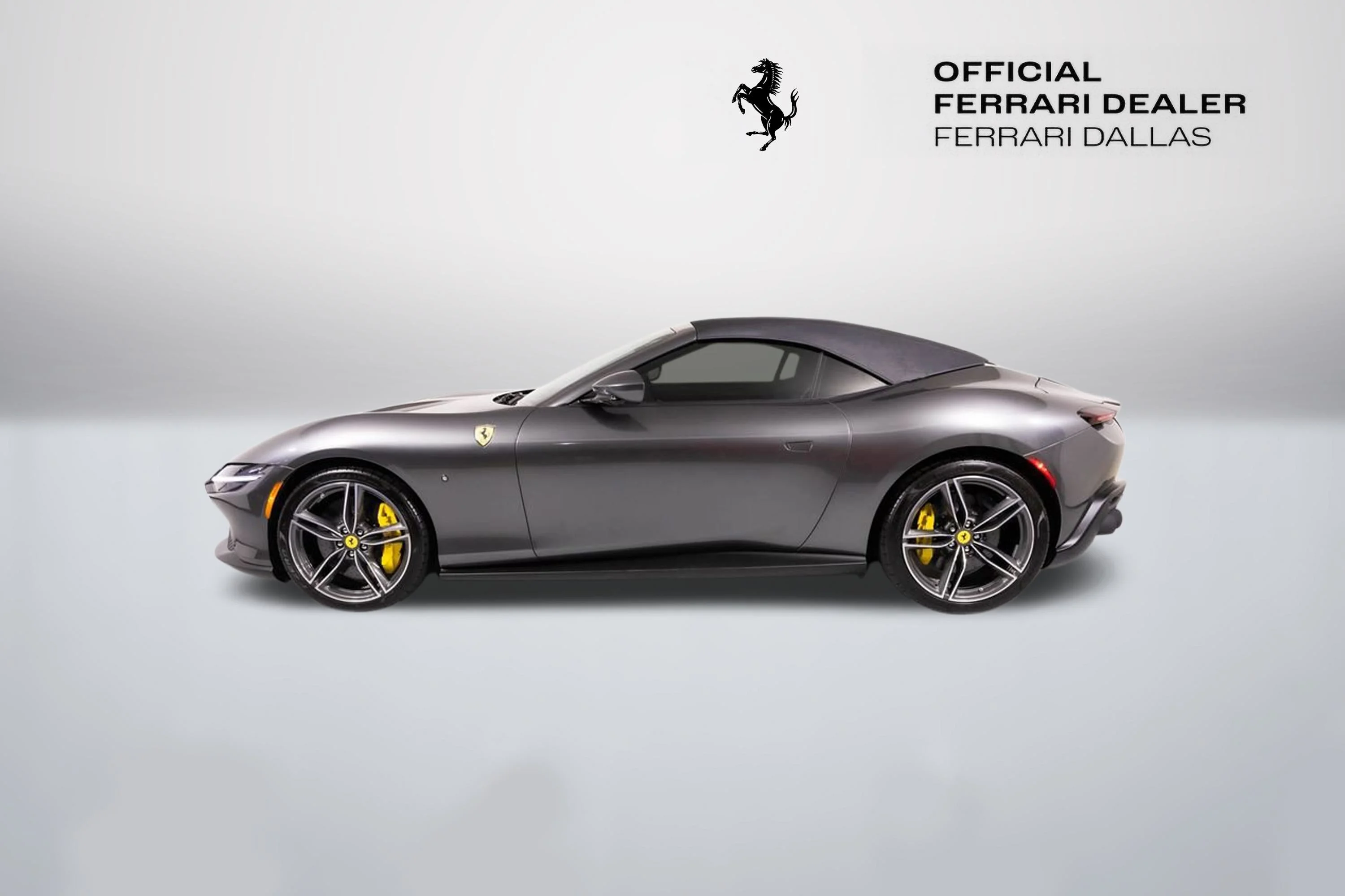 Used 2025 Grigio Silverstone Ferrari Base image 10