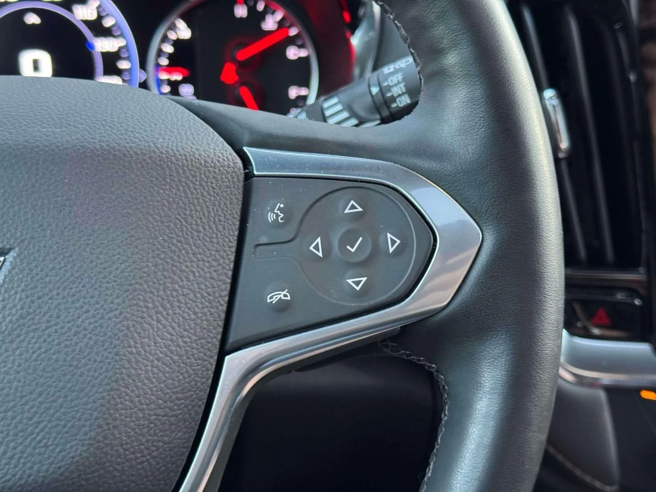 Used 2023 Mosaic Black Metallic Chevrolet AWD Premier image 26